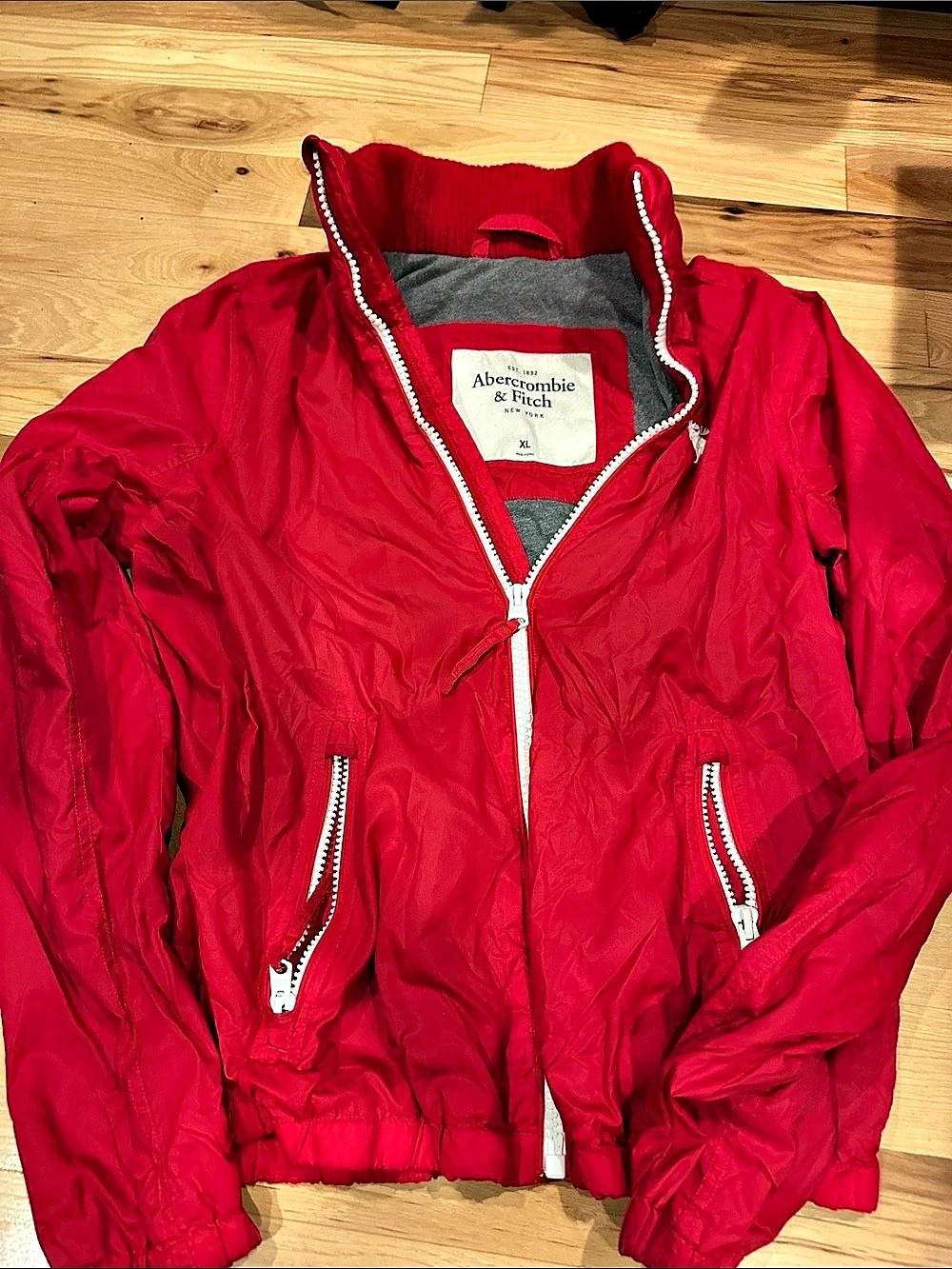 Abercrombie & Fitch Men's Red Lightweight Jacket XL